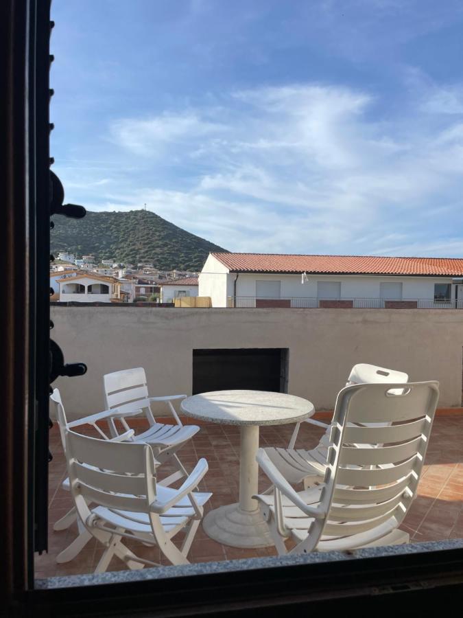 La Casa Di Tonia Apartamento La Caletta Exterior foto